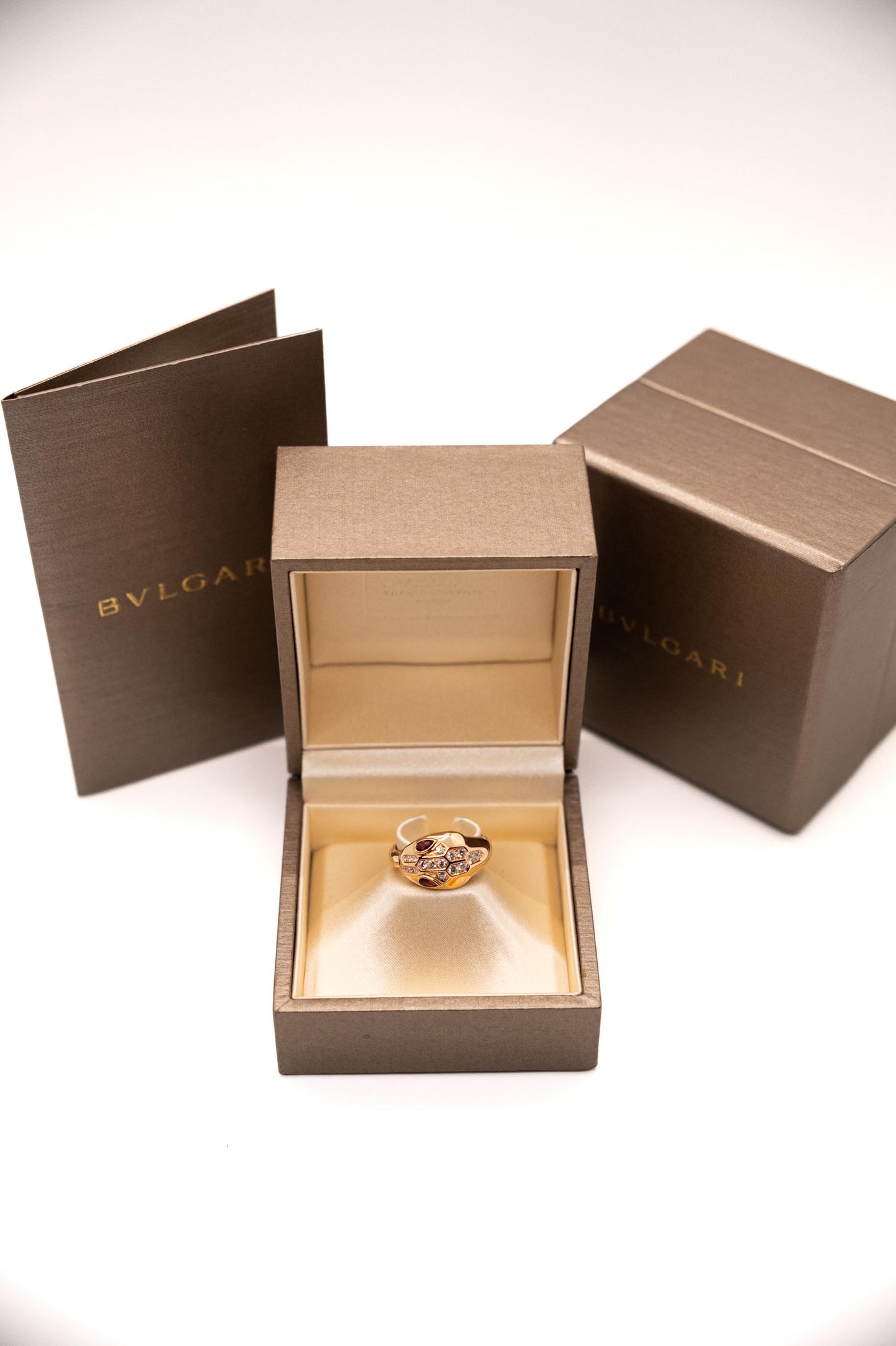 Bvlgari Diamond Serpenti Ring